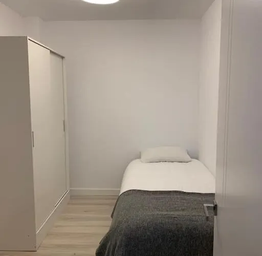 La Casa De La Colonia * Seira